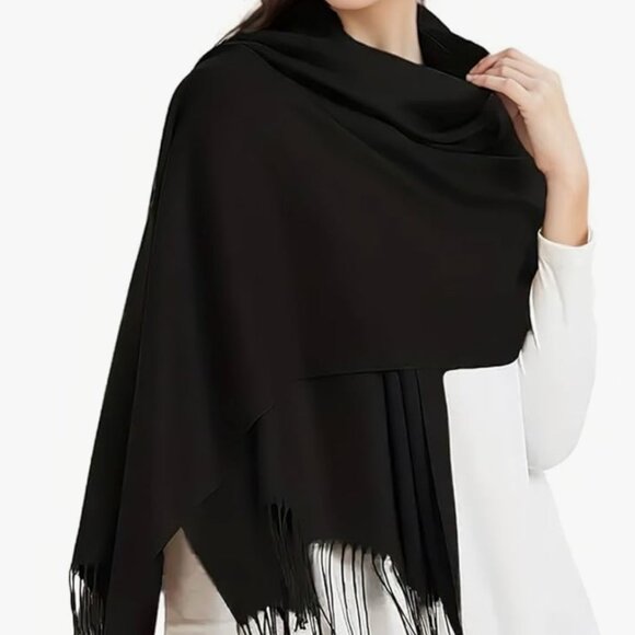 Pashmina Elegant Black Fringe Scarf - 70% Pashmina 30% Silk - Picture 2 of 6